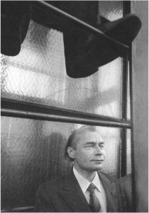 Dzejnieks Ojārs Vācietis, V.Mihailovska foto