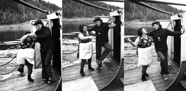 Uldis Briedis, "Deja ar pavāri – bijušo prokurori grieķa Zorbas garā" (1975, oktobris) Uldis Briedis, "Deja ar pavāri – bijušo prokurori grieķa Zorbas garā" (1975, oktobris)